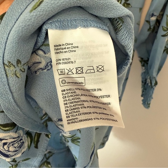H&M Floral Blue Off-Shoulder Minidress with Long Sleeves Size 14 - Picture 6 of 7